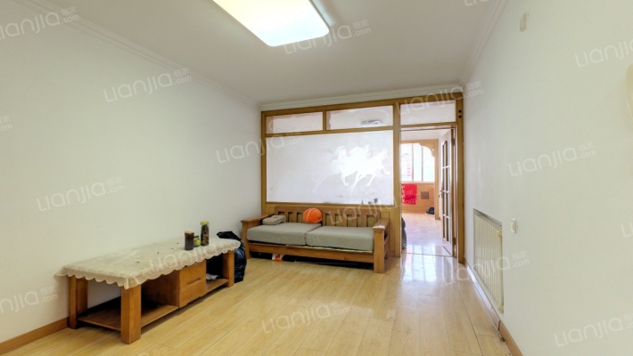 海滨广场小区二手房实景图