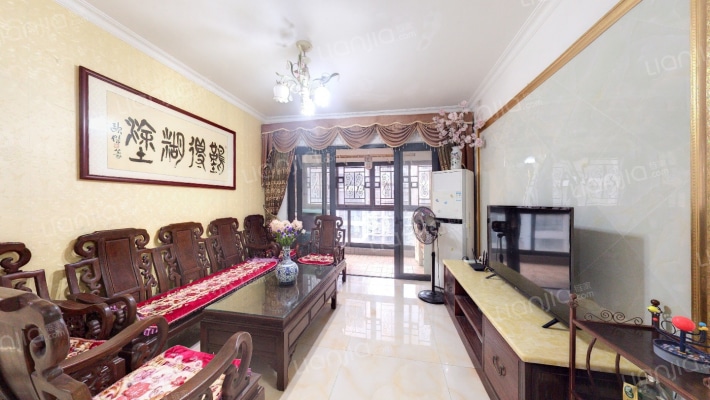 财富世家公园里二手房实景图