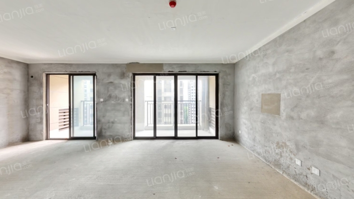 世茂东望二手房实景图