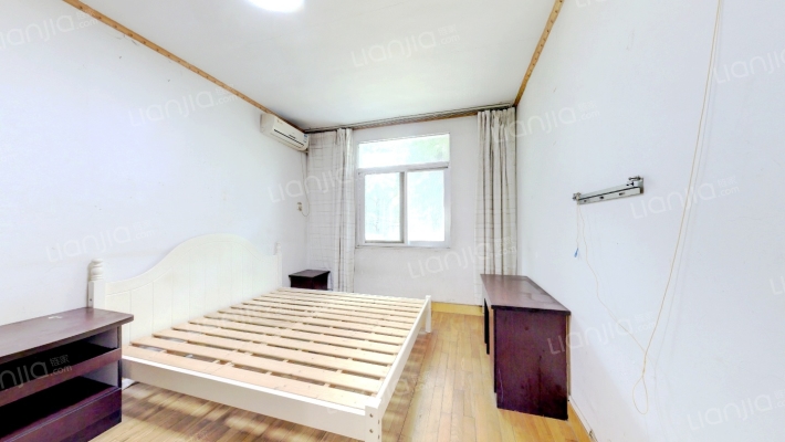 民航小区二手房实景图