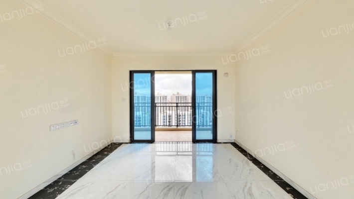 碧桂园卓越协信天际二手房实景图