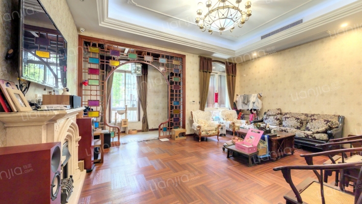 嘉利华府庄园一区二手房实景图