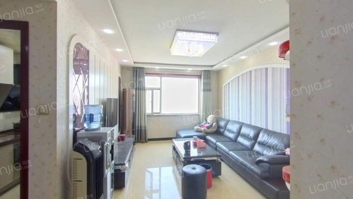 美罗城二手房实景图