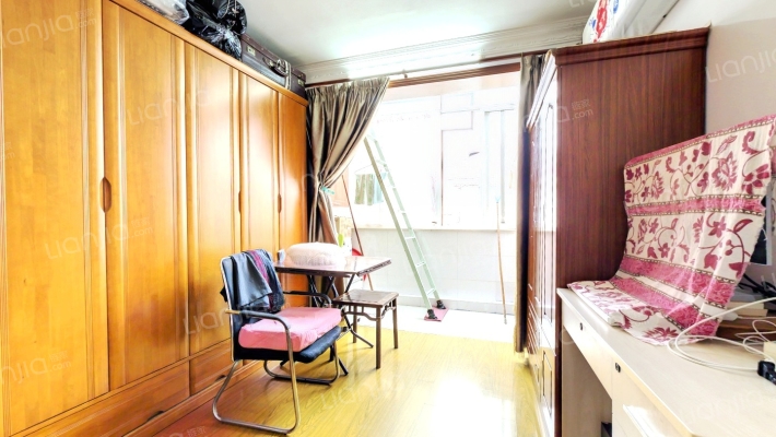 华阳路219号二手房实景图