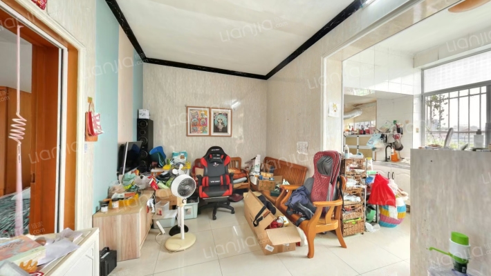 区计划经协住宅小区二手房实景图