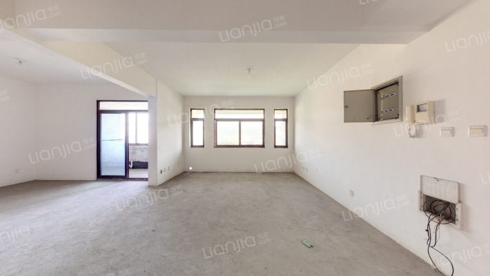 美泉纪二手房实景图