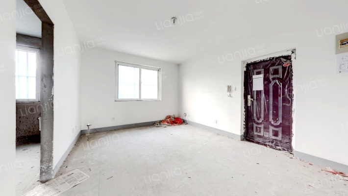 九里新苑南区二手房实景图