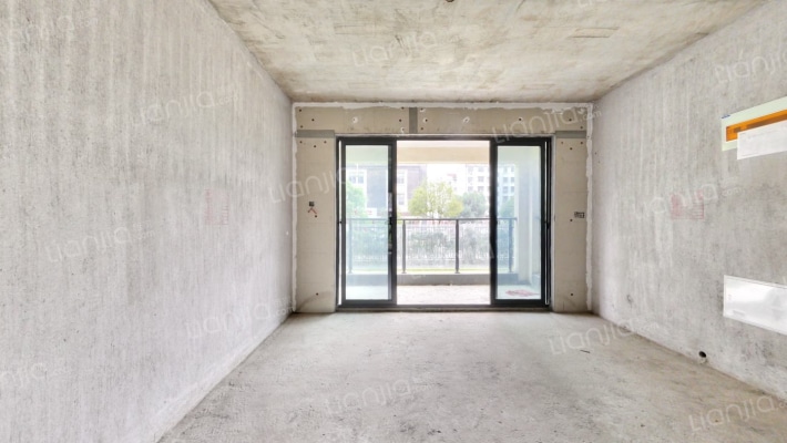 亚琦城央尚品二手房实景图