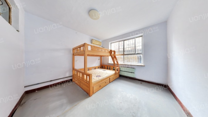 银都花园社区二手房实景图