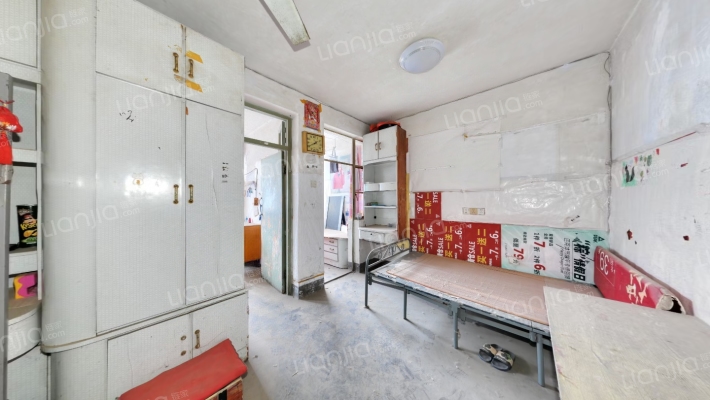 烟厂后街19号二手房实景图