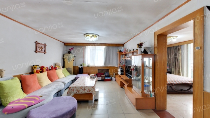 东新街240号二手房实景图