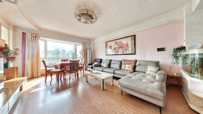 华盛商厦二手房实景图