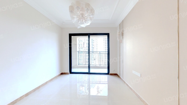 恒大滨江华府二手房实景图