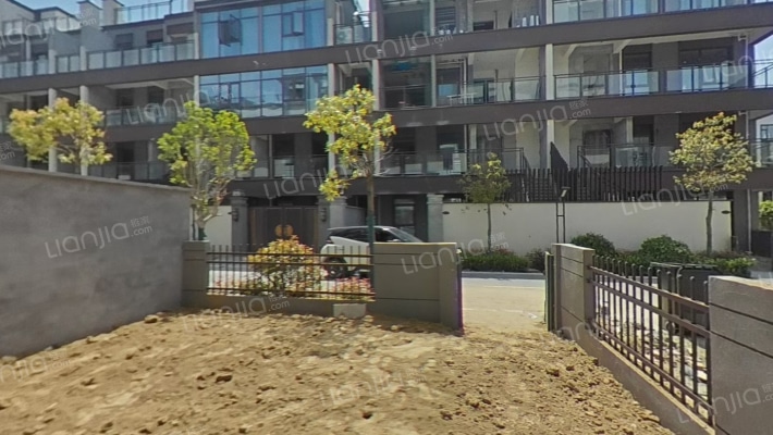 观澜上镜二手房实景图