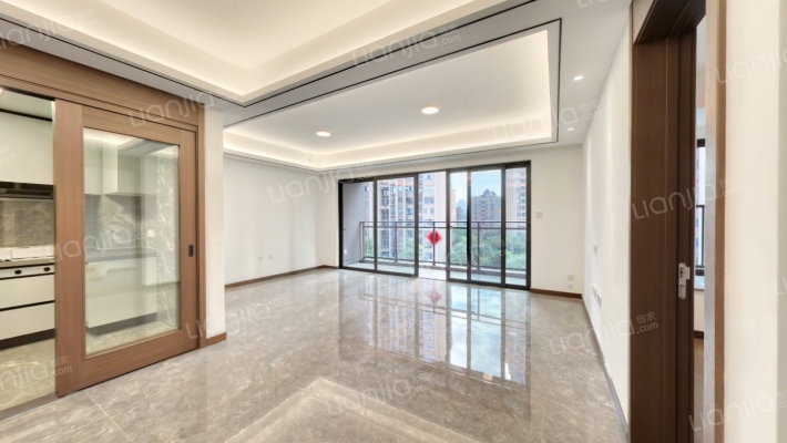 万科清水甲第致远二手房实景图