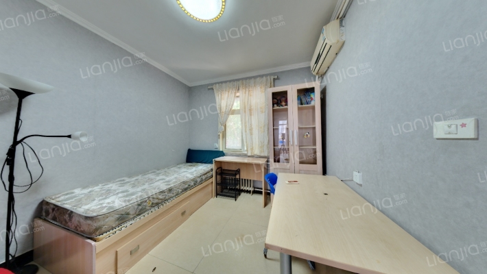 第七中学家属院二手房实景图