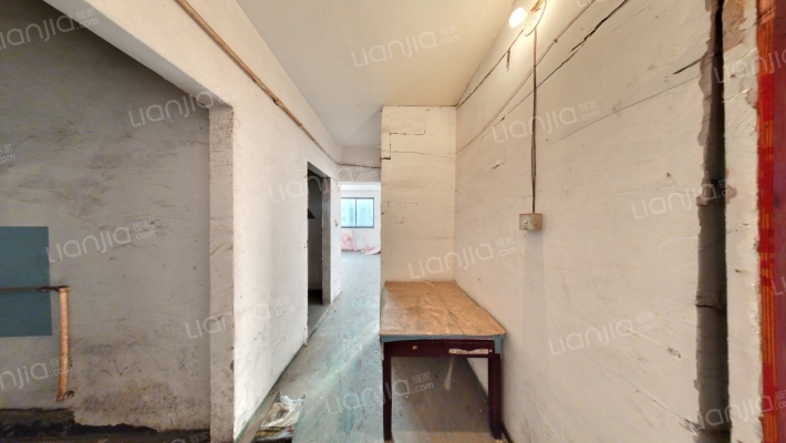 泰伯花苑五区二手房实景图