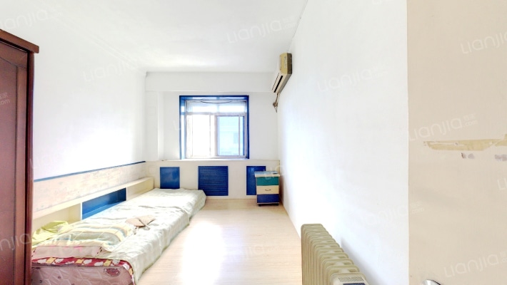 兴泰北里二手房实景图