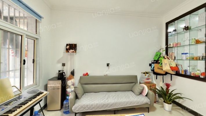 劳动局宿舍二手房实景图