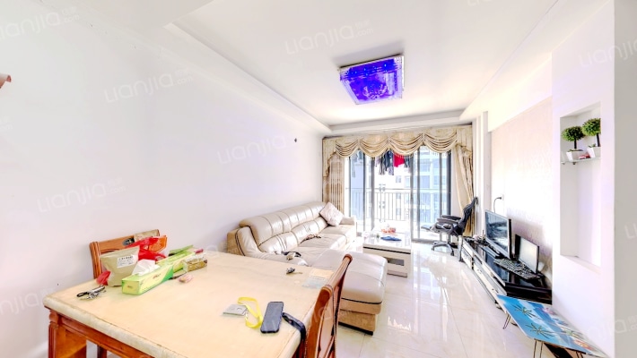 经典名雅园二手房实景图