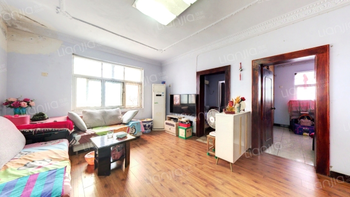 工会干部学校家属楼二手房实景图