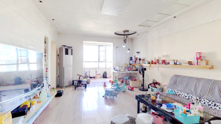 新春花苑二手房实景图