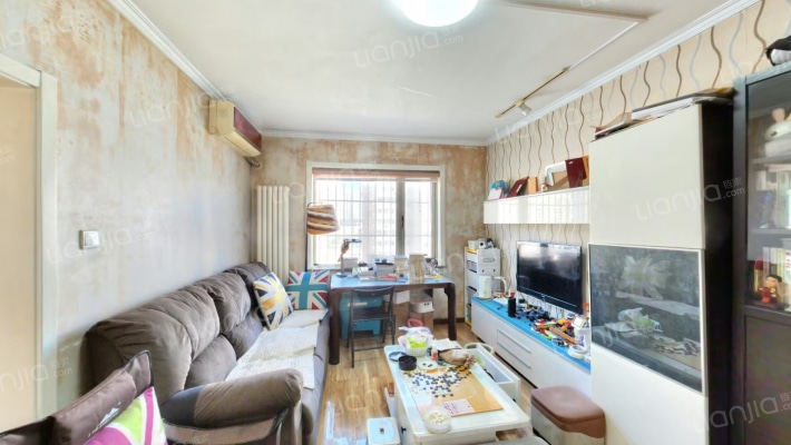 雅宝里社区二手房实景图