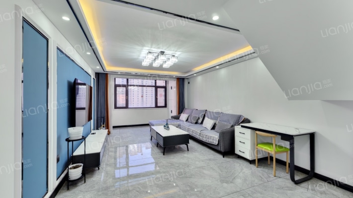 地恒托斯卡纳四期二手房实景图