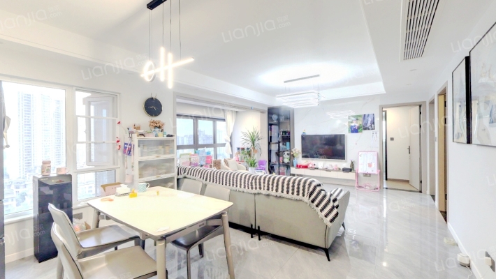 花样年香门第北区二手房实景图