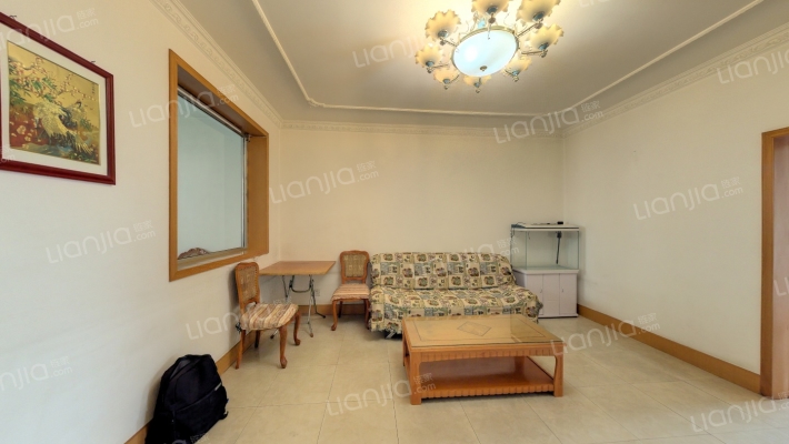 刚玉卫华小区二手房实景图