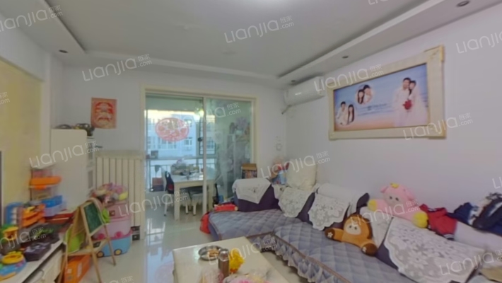 丰泰亲河苑二手房实景图