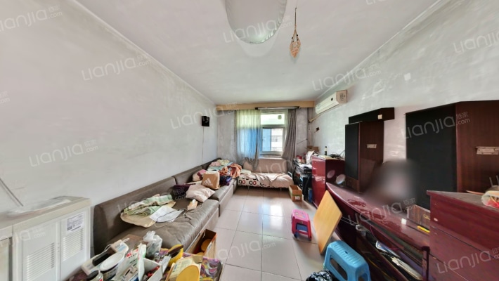 电影资料库住宅楼二手房实景图