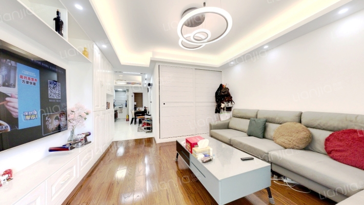 万和家园二手房实景图