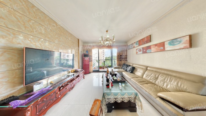 珠江骏景高尔夫花园二手房实景图