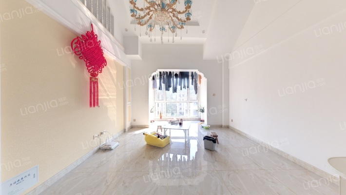 塞纳名郡二手房实景图