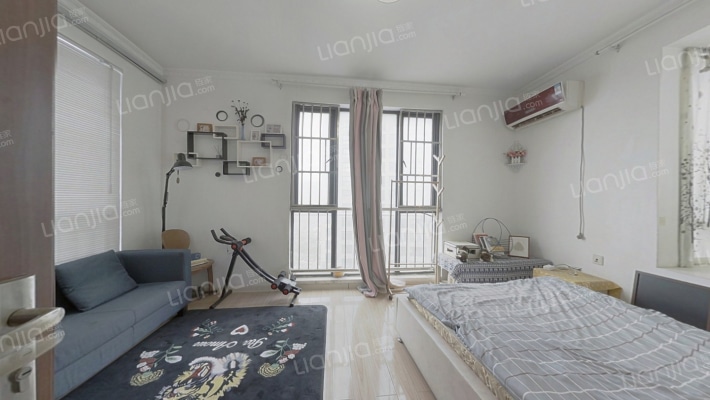 旭日华庭金棕榈北区二手房实景图