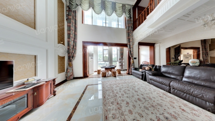 天泰圣罗尼克二手房实景图