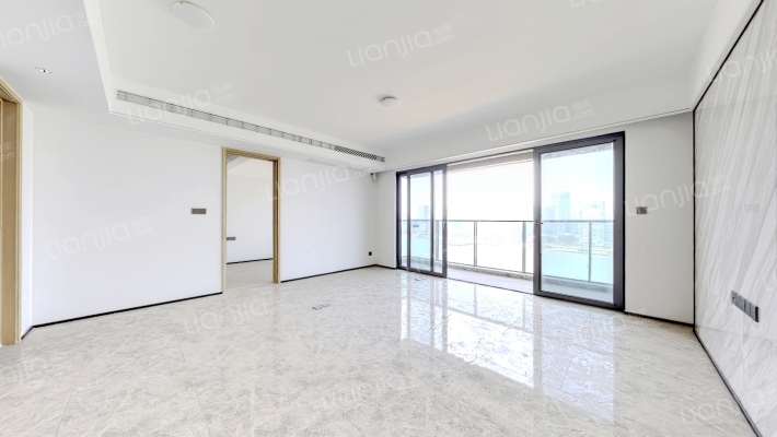 旭辉曜玥湾二手房实景图