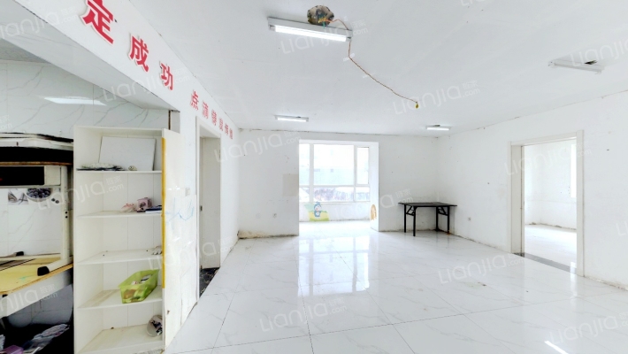 绿茵湖畔二手房实景图