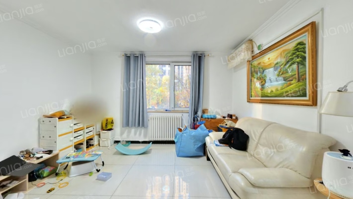 亚林西居住区9号院二手房实景图