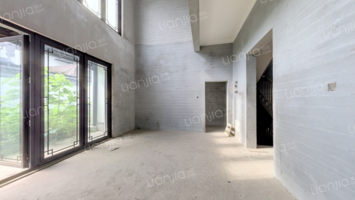 十里风荷C区二手房实景图