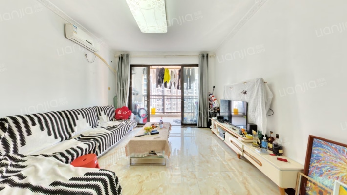 六和城二手房实景图