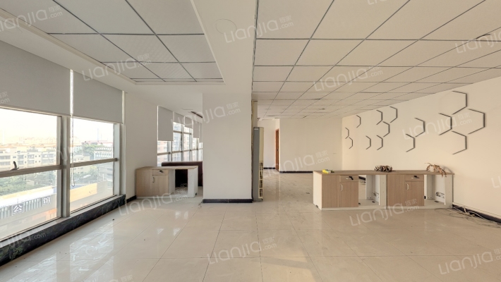 中侨大厦二手房实景图