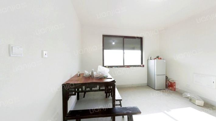 兴石花园一期二手房实景图