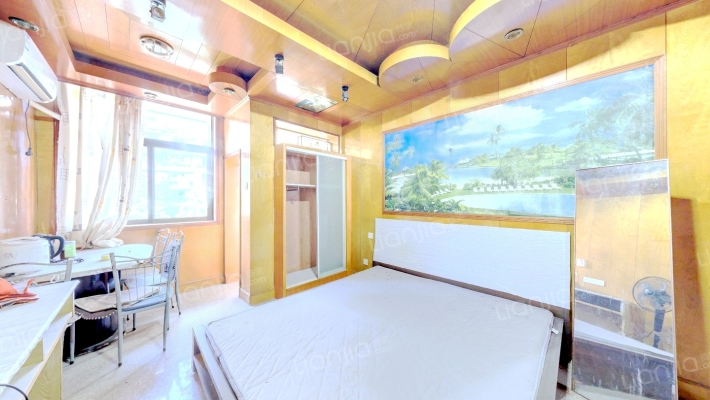 粮食储运公司宿舍二手房实景图