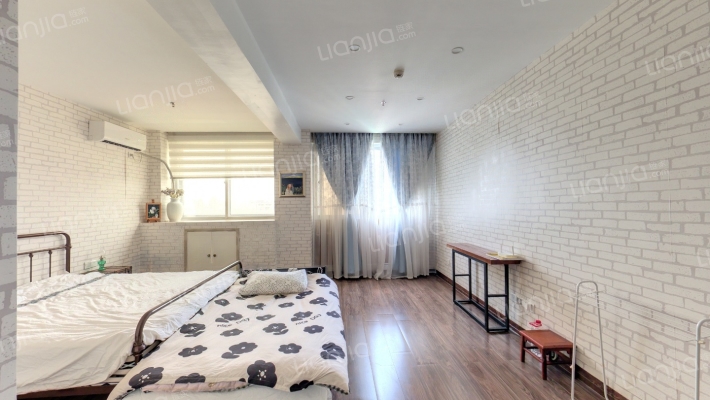 西海岸国际工社二手房实景图