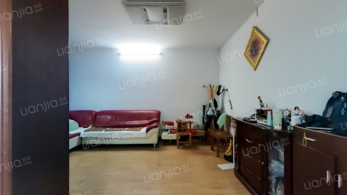 云峰公馆二手房实景图