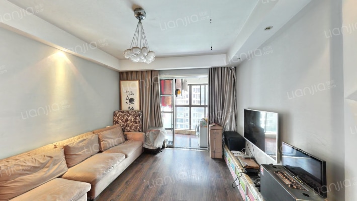 保利麓谷林语D区二手房实景图