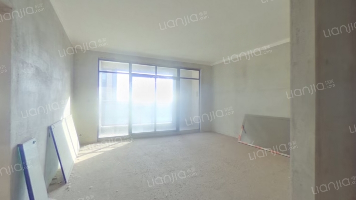 建业十八城四期二手房实景图