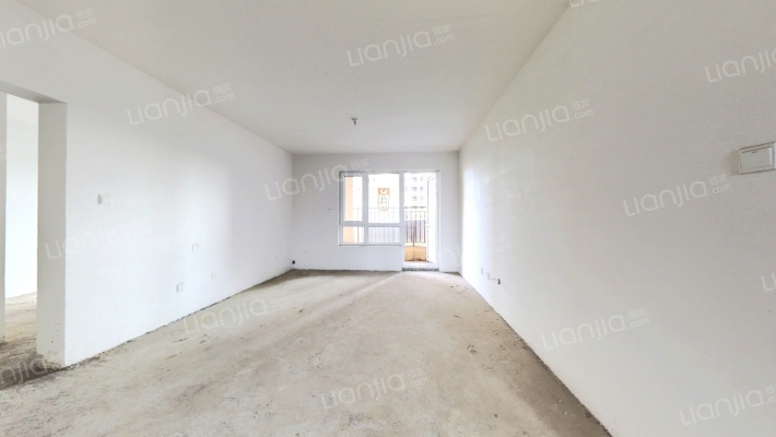 新社区小区环境好，园林式绿化，人车分流，配套齐全。-客厅